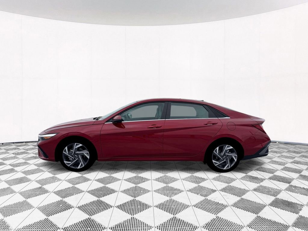 New 2026 Hyundai Elantra Limited w/ Cargo Package image 3