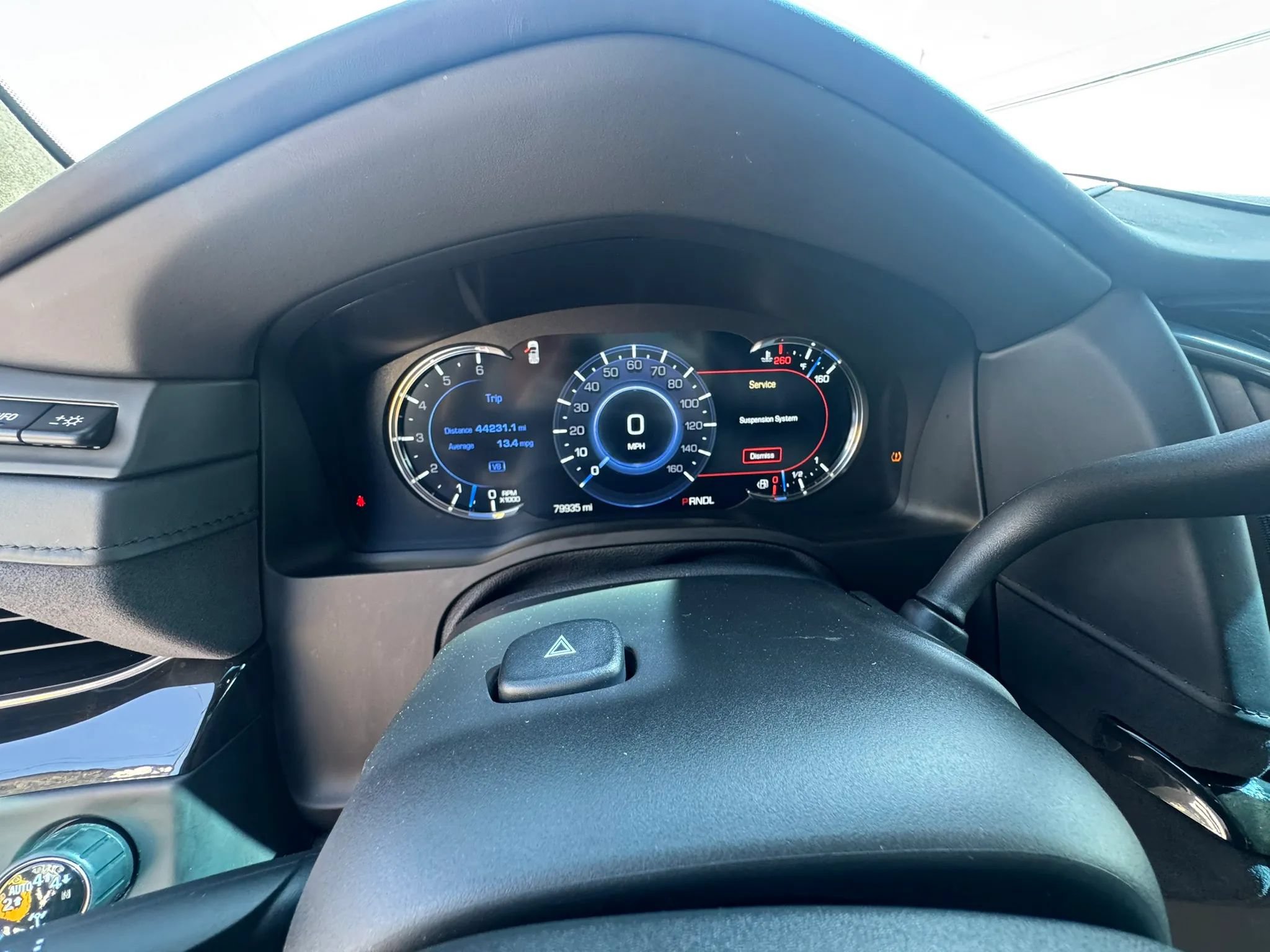 Used 2019 Cadillac Escalade Platinum w/ Escalade Sport Edition AWD/4WD image 13