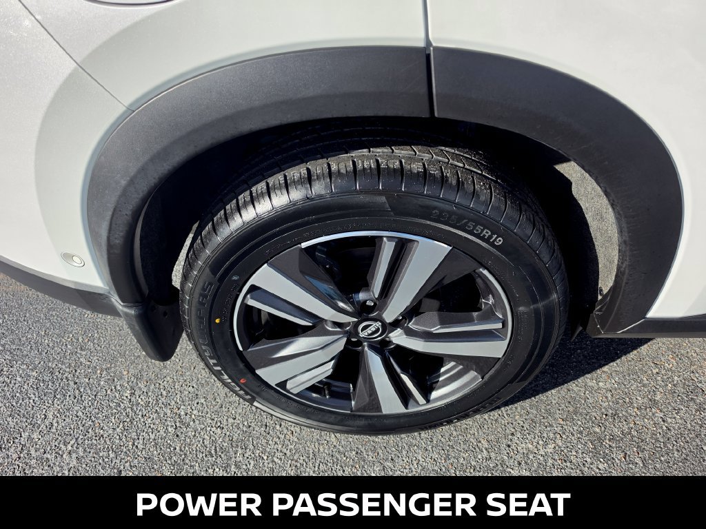 Certified 2024 Nissan Rogue SL FWD image 10