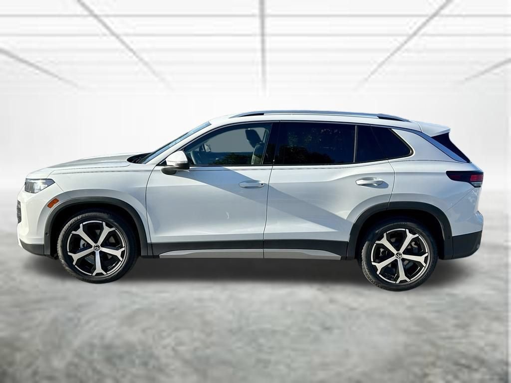 New 2026 Volkswagen Tiguan SE FWD image 8