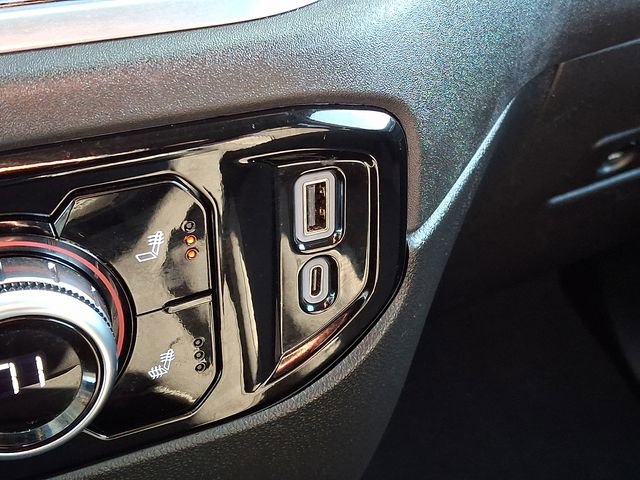 Used 2024 GMC Sierra 1500 SLE image 22