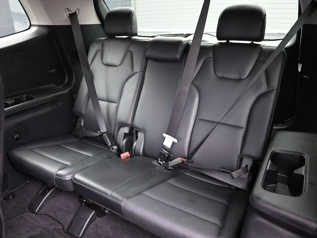 Used 2025 Kia Telluride S image 29