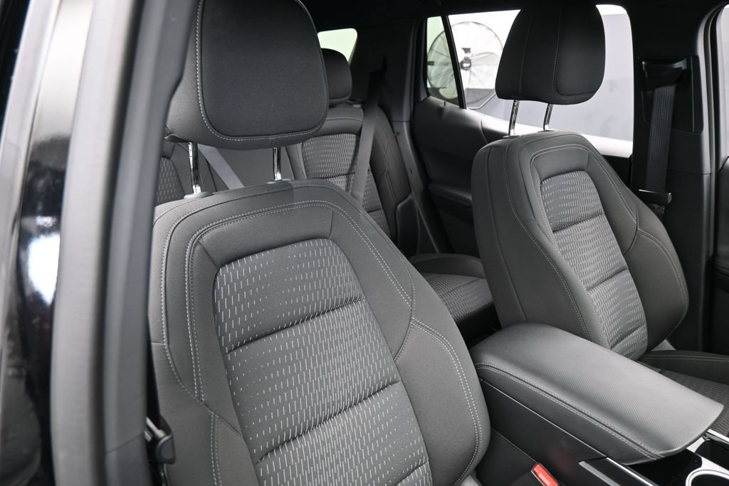 Used 2026 Chevrolet Equinox LT FWD image 38