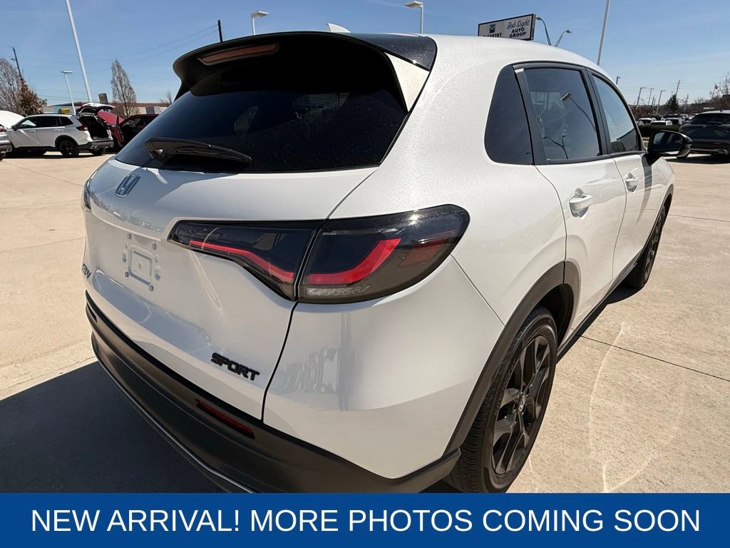 Certified 2024 Honda HR-V Sport image 5