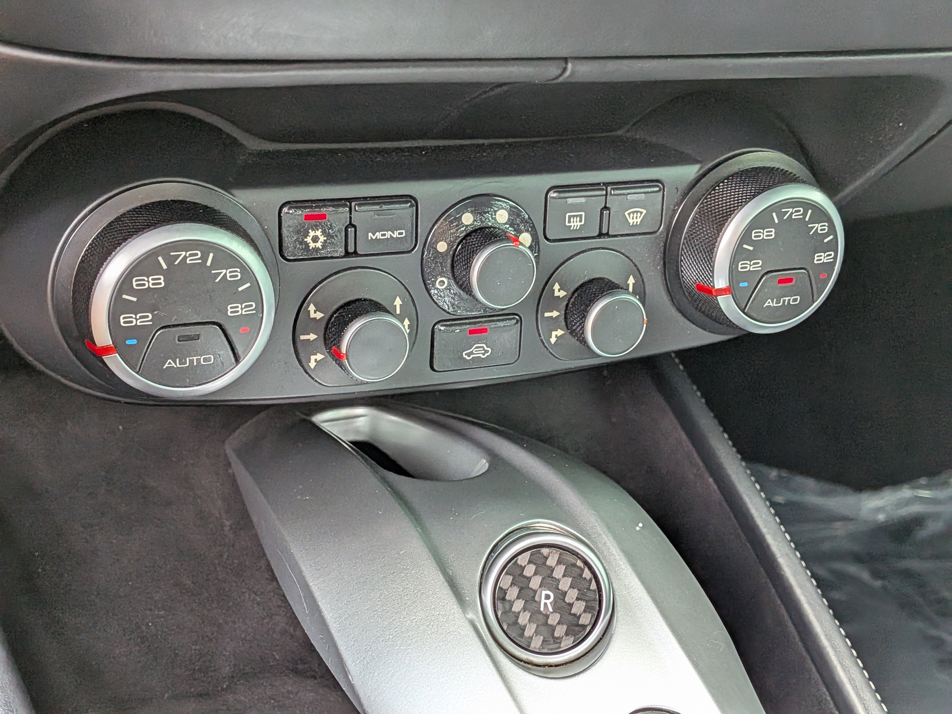 Used 2017 Ferrari California T image 27