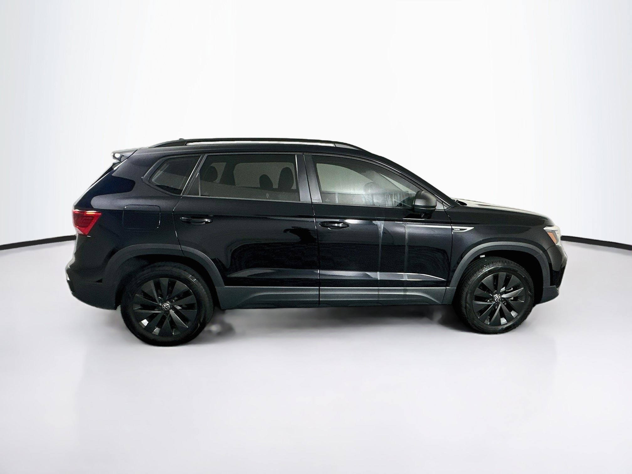 Used 2024 Volkswagen Taos S FWD image 10