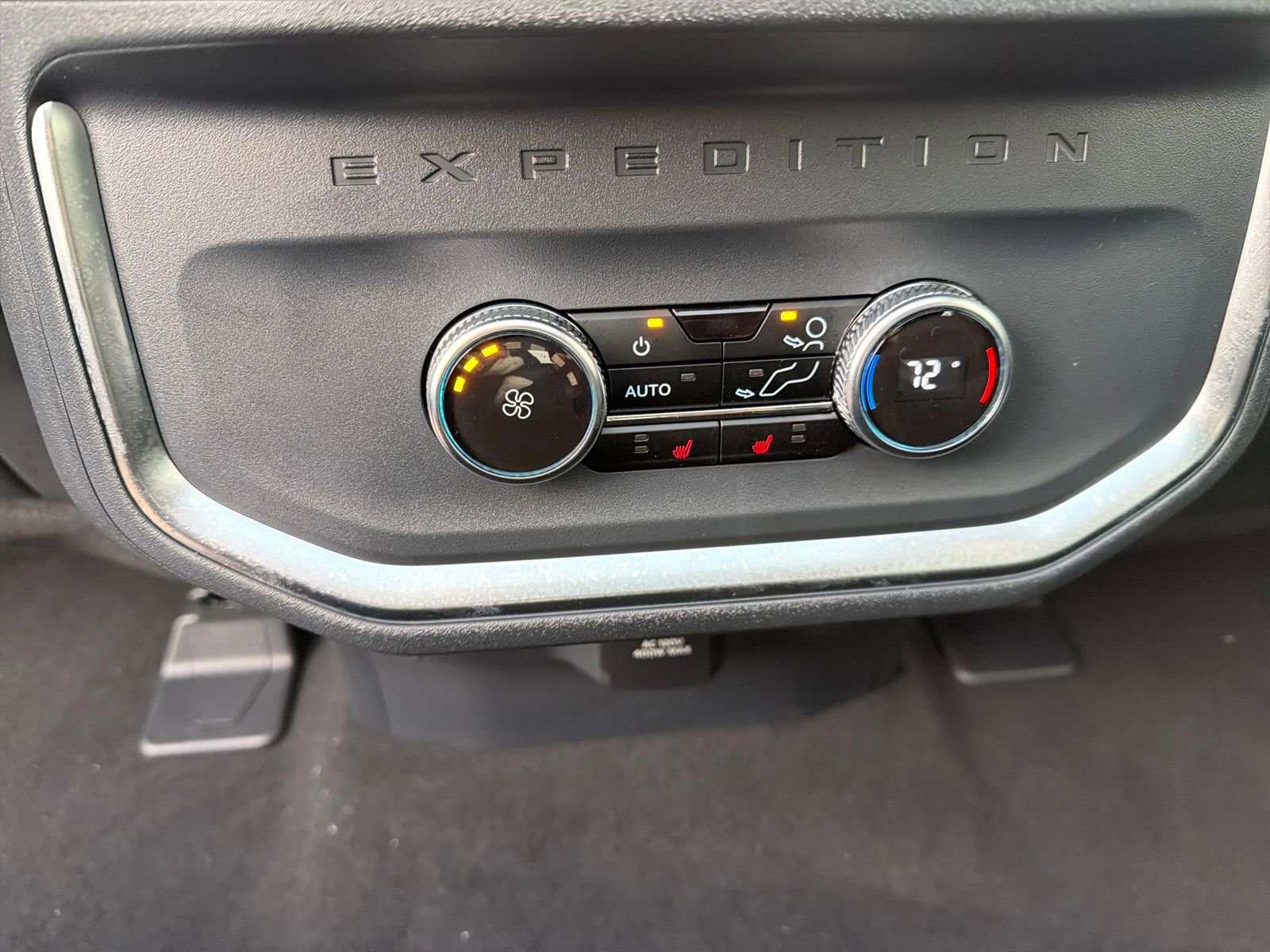 New 2025 Ford Expedition Platinum w/ Driver's Package image 26