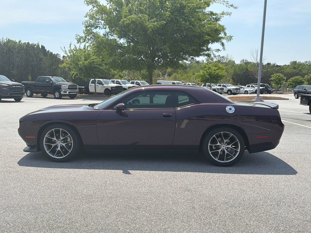 Used 2022 Dodge Challenger GT image 4