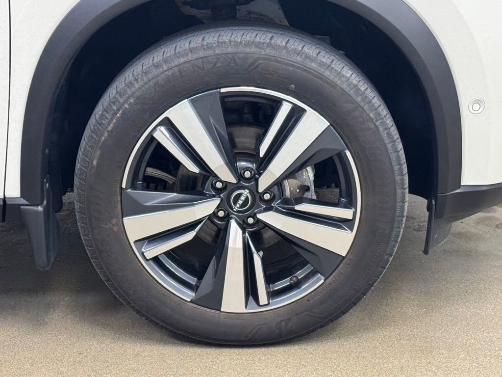 Used 2023 Nissan Rogue SL w/ SL Premium Package AWD/4WD image 4