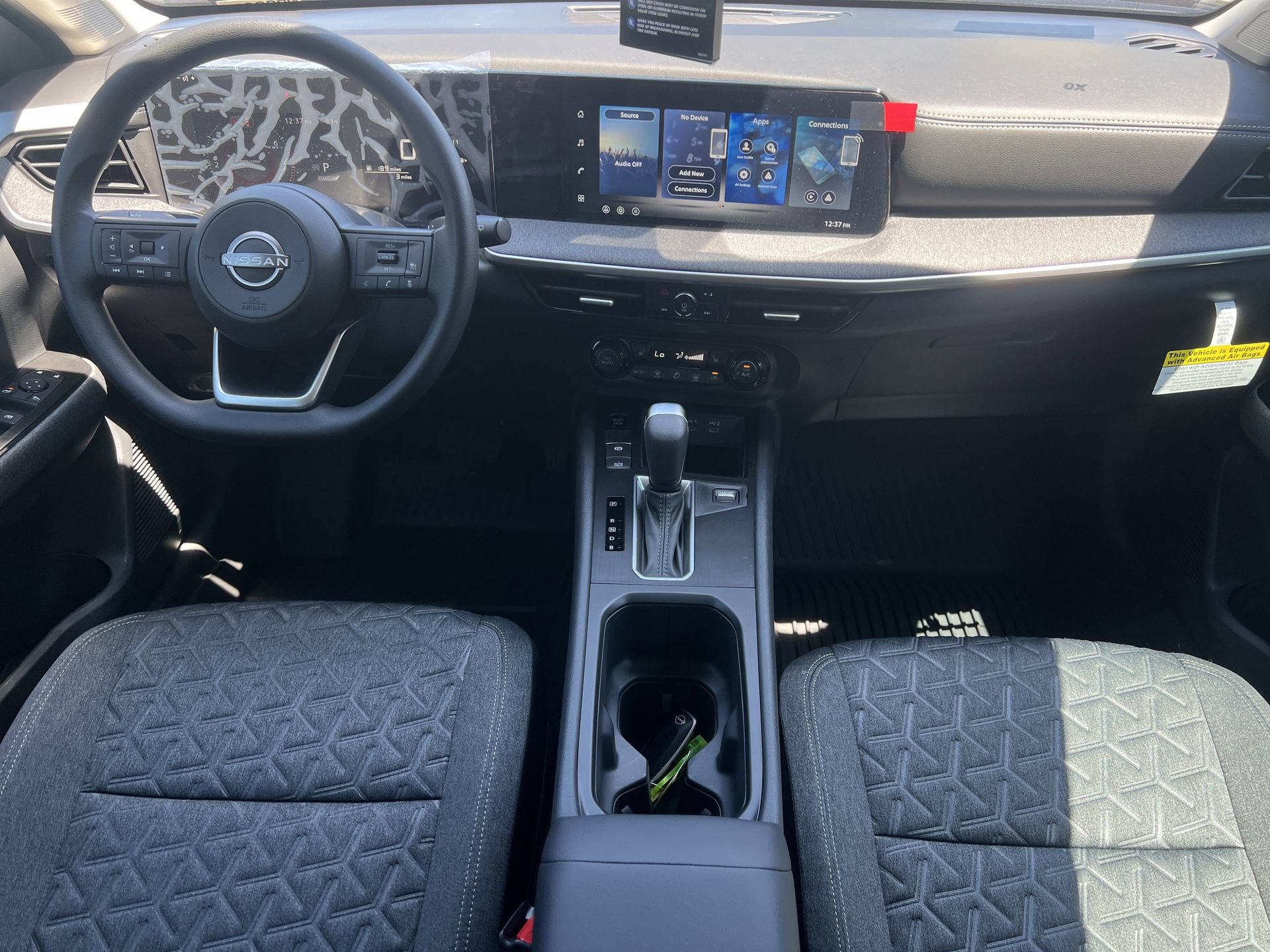 New 2026 Nissan Kicks SV w/ Cold Weather Package FWD image 2