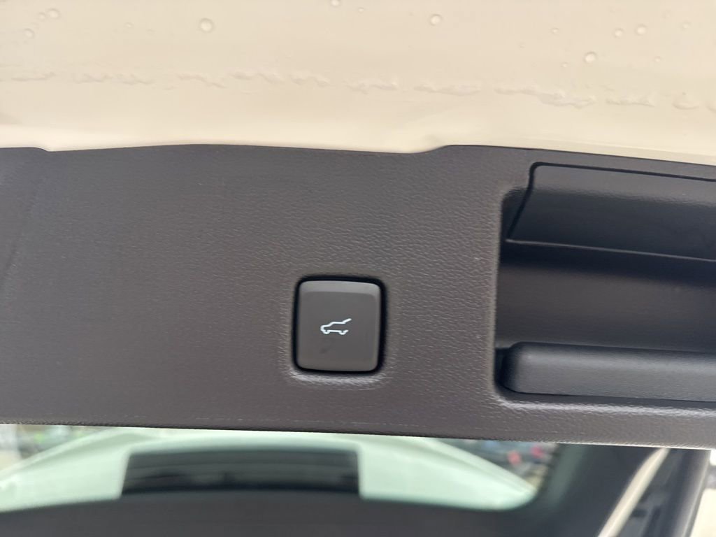 New 2026 Ford Escape ST-Line Select w/ Tech Pack #1 AWD/4WD image 21