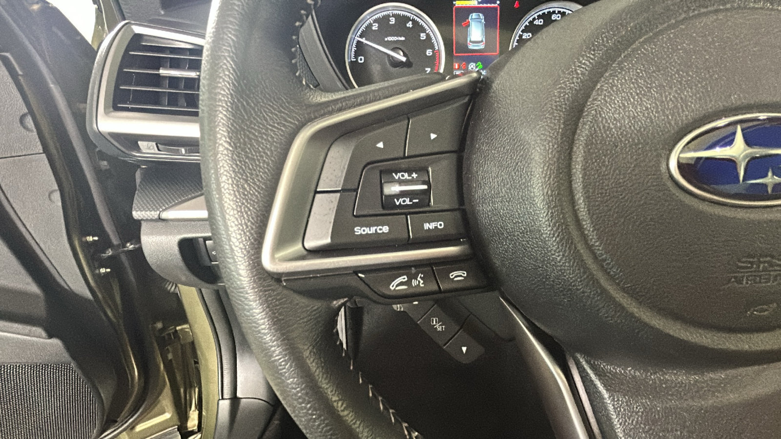 Used 2023 Subaru Forester Premium AWD/4WD image 20