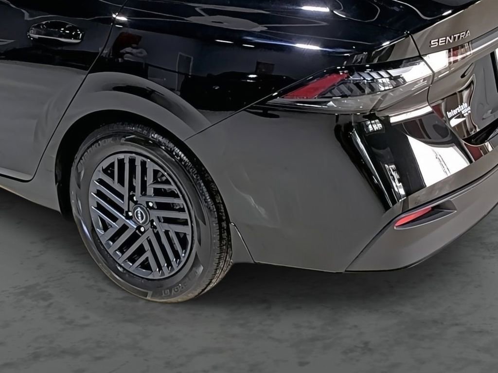 New 2026 Nissan Sentra SV w/ SV Convenience Package FWD image 9