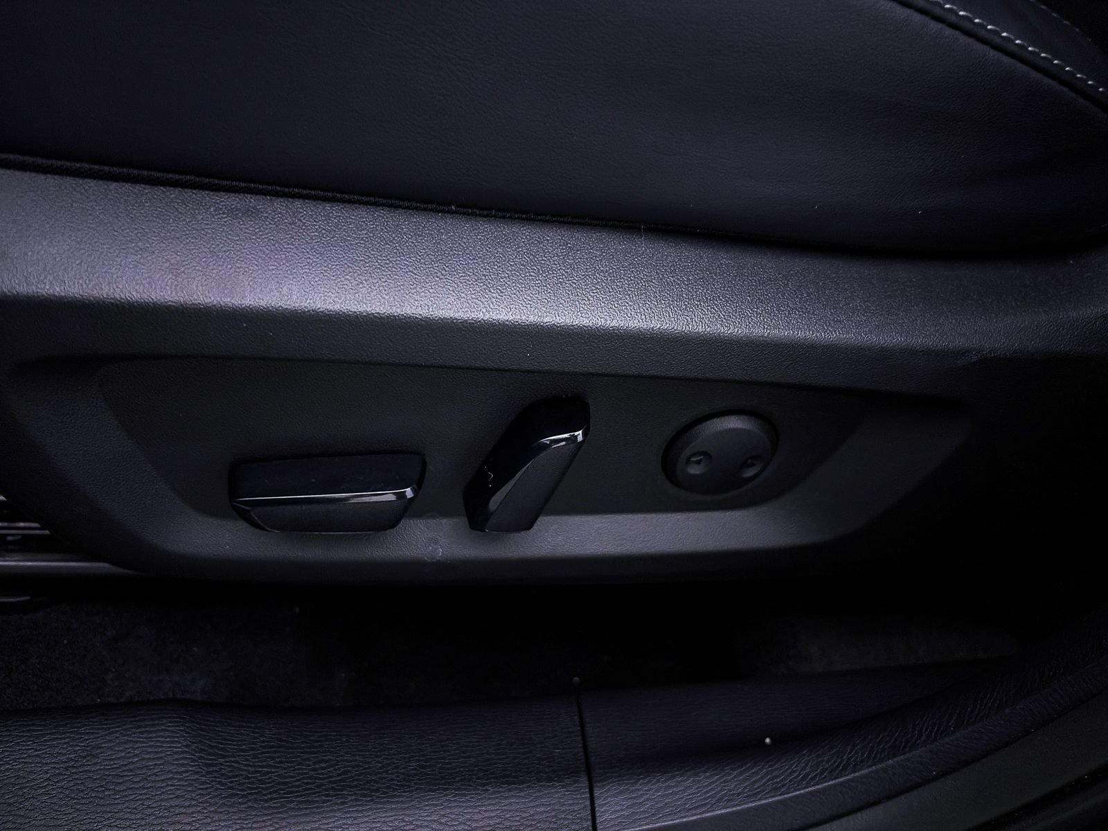 Used 2026 Mitsubishi Outlander SE FWD image 19