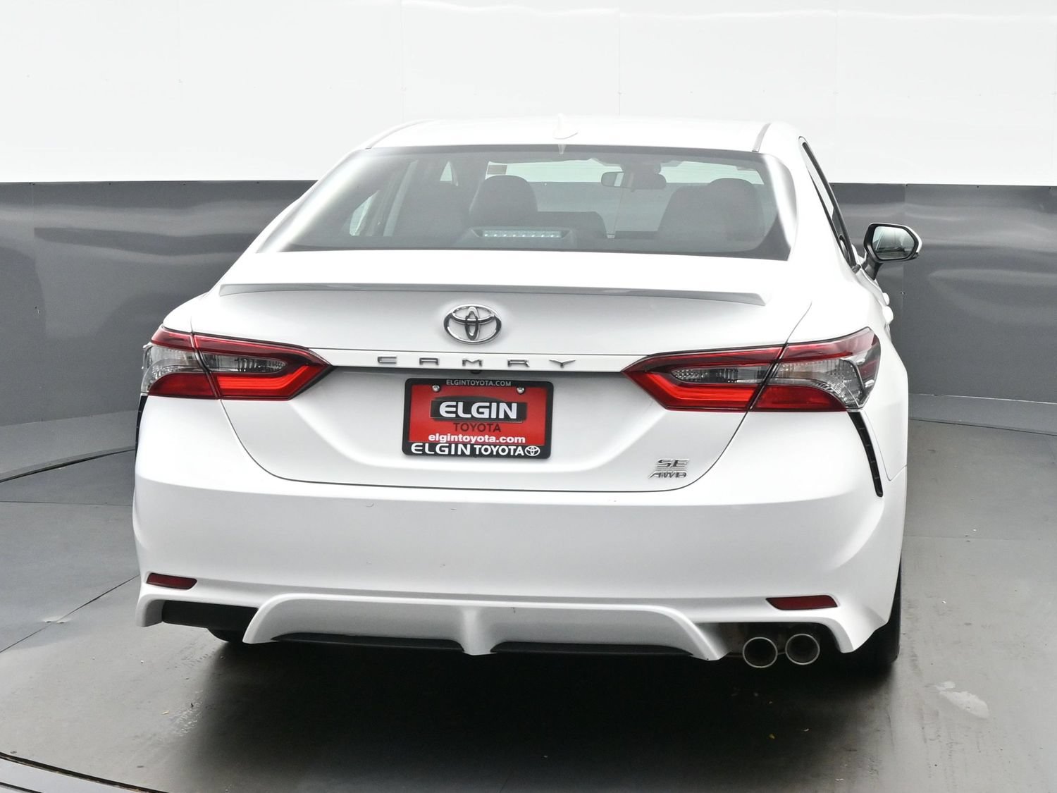 Used 2024 Toyota Camry SE AWD/4WD image 5