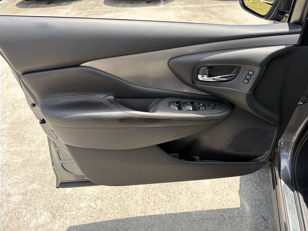 Used 2021 Nissan Murano SL FWD image 17