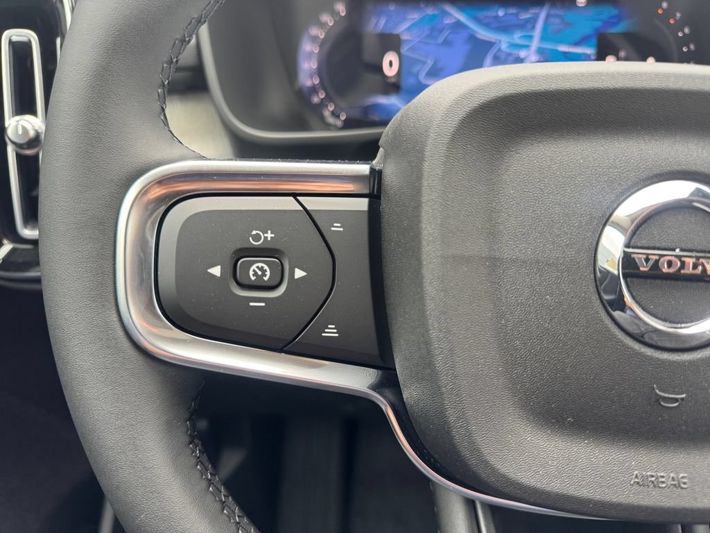 New 2026 Volvo XC40 B5 Plus w/ Protection Package Premier AWD/4WD image 14