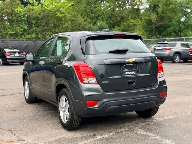 Used 2019 Chevrolet Trax LS w/ LPO, Cargo Package FWD image 6