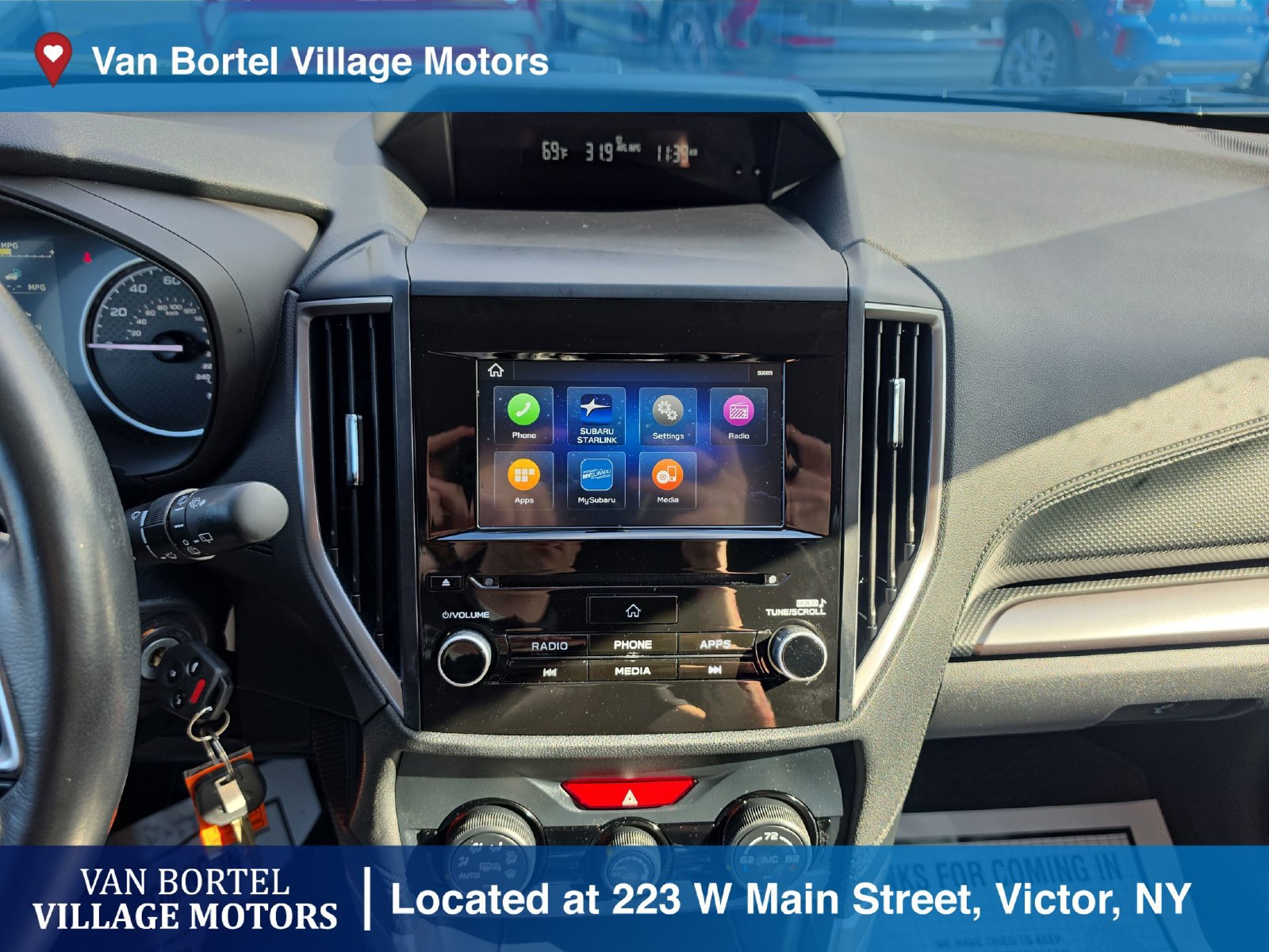 Used 2019 Subaru Forester Premium w/ All-Weather Package AWD/4WD image 18
