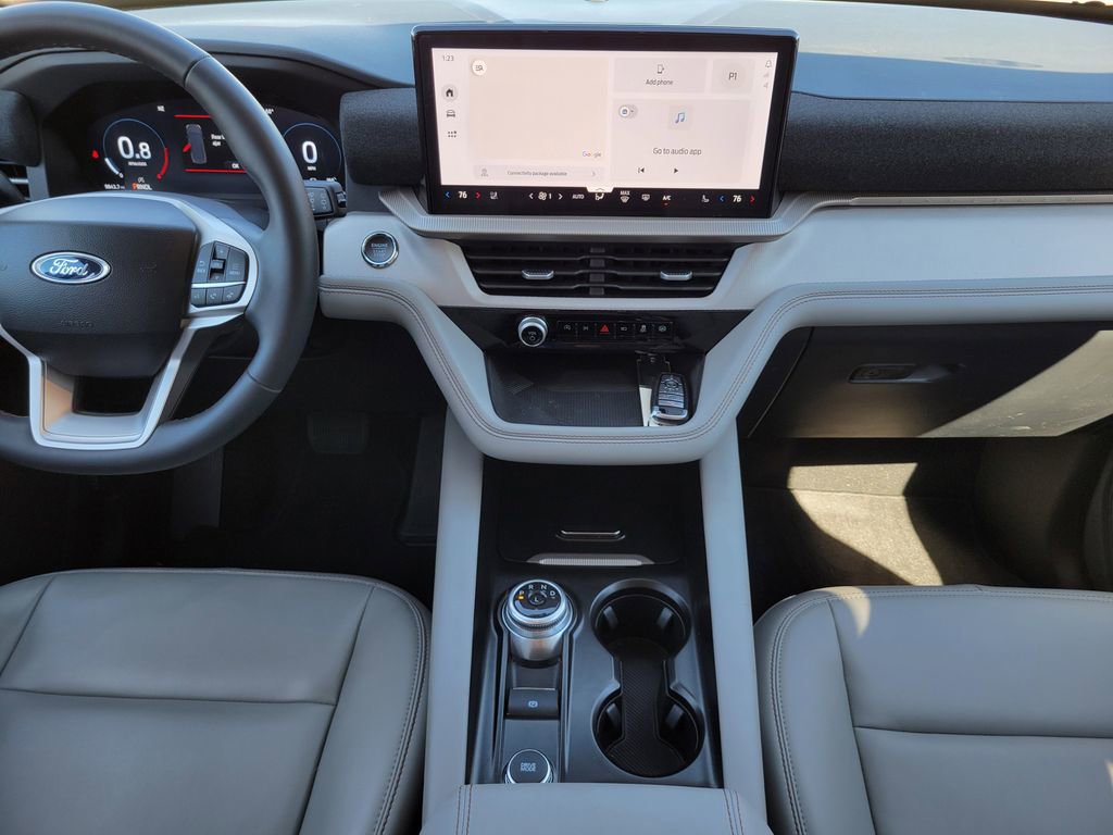 Certified 2025 Ford Explorer Active w/ Active Comfort Package image 20