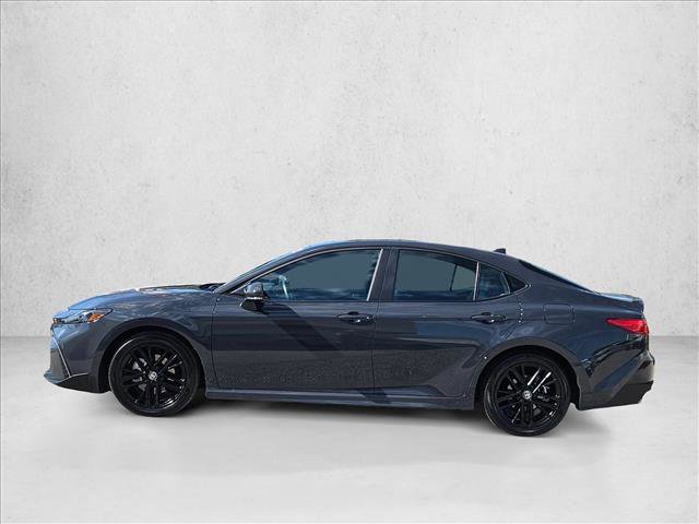 Used 2025 Toyota Camry SE image 9