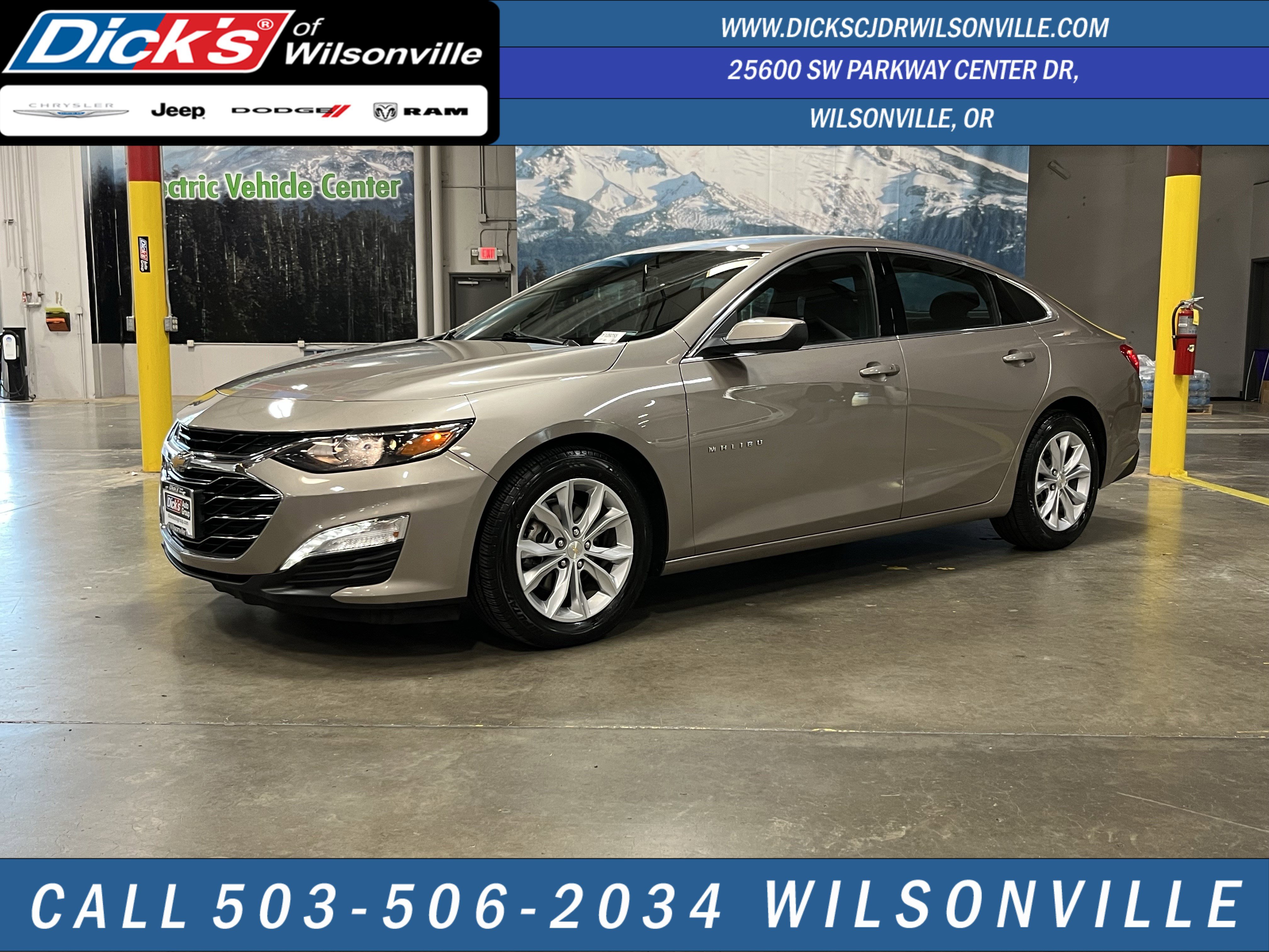 Used 2023 Chevrolet Malibu LT w/ Driver Confidence Package image 1