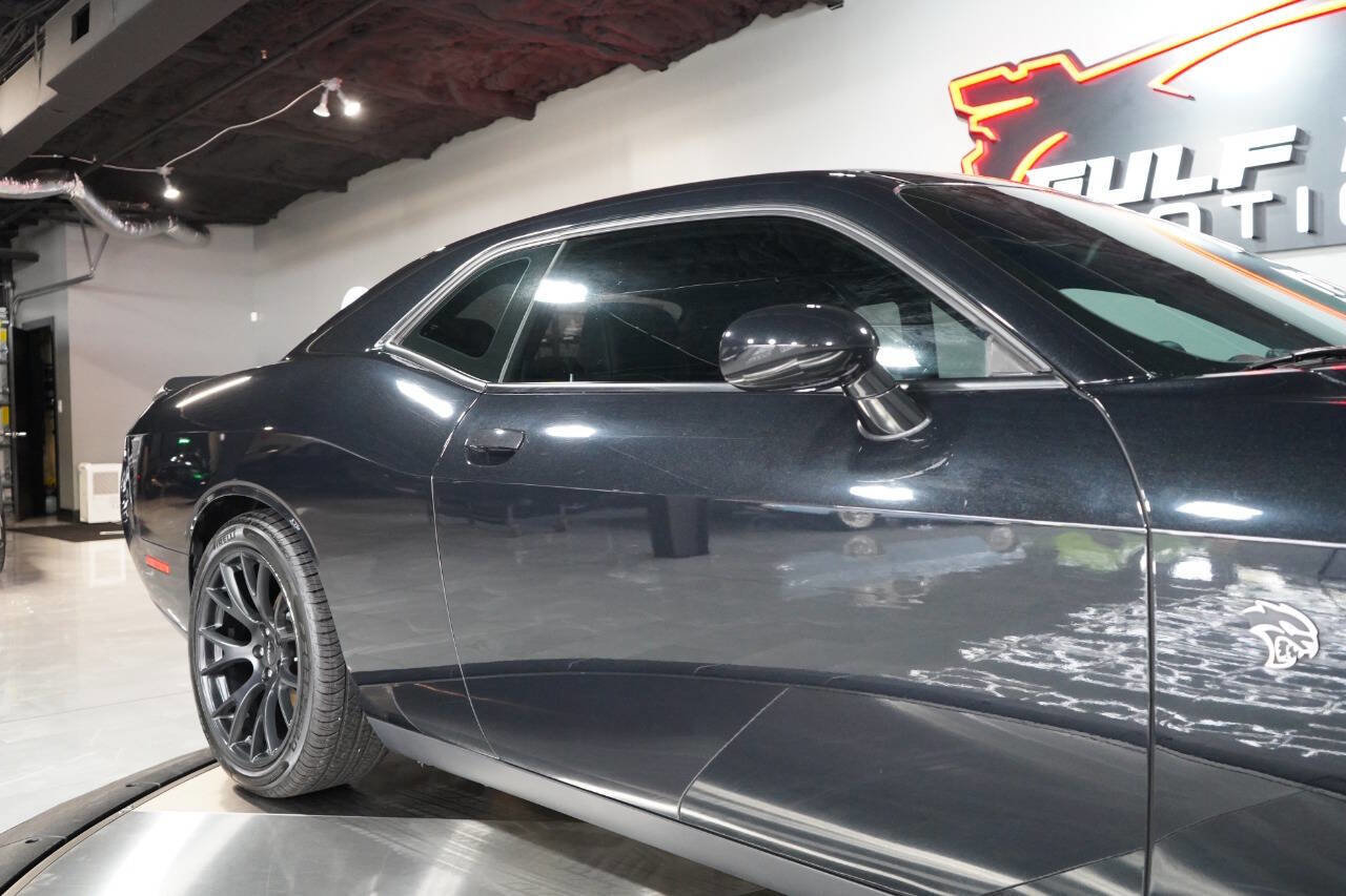 Used 2015 Dodge Challenger SRT Hellcat image 58