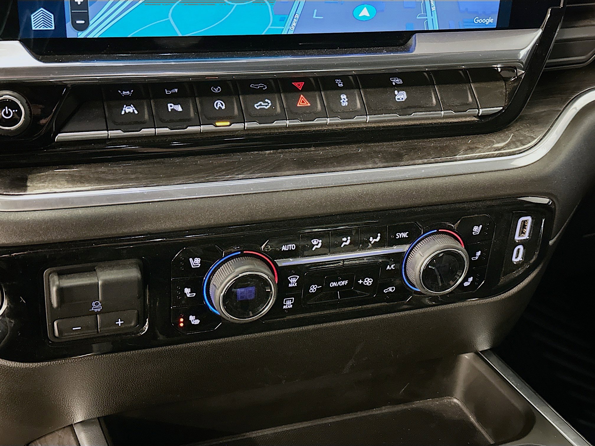 Used 2025 Chevrolet Silverado 1500 LTZ image 24