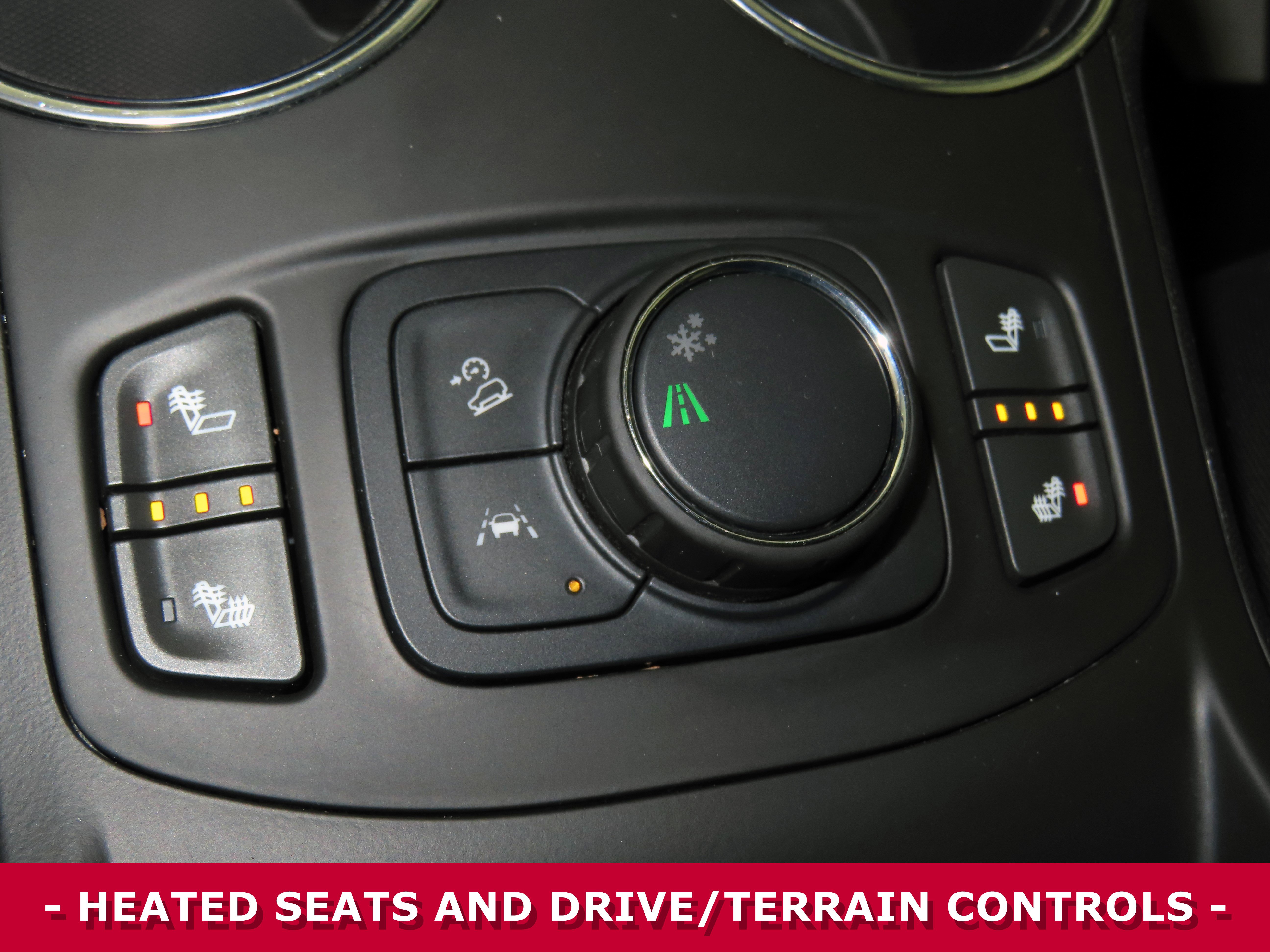 Used 2023 GMC Terrain SLE w/ Driver Convenience Package image 22