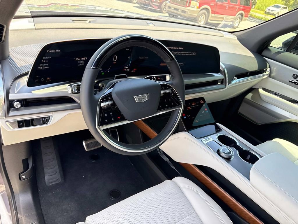 New 2026 Cadillac Vistiq Luxury image 31