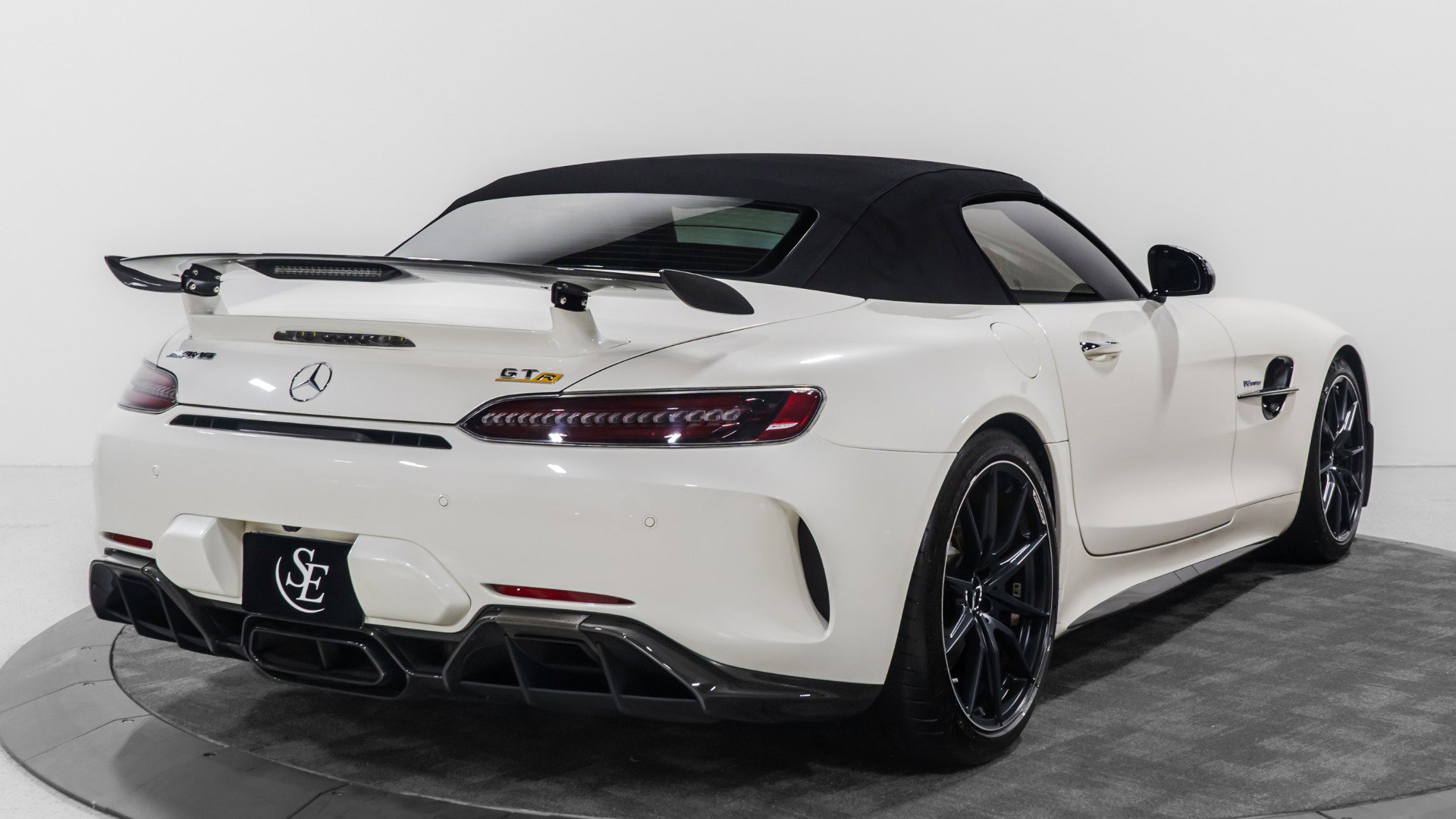 Used 2020 Mercedes-Benz AMG GT R image 18