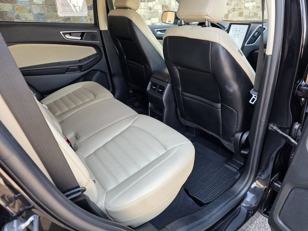 Used 2023 Ford Edge SEL AWD/4WD image 23