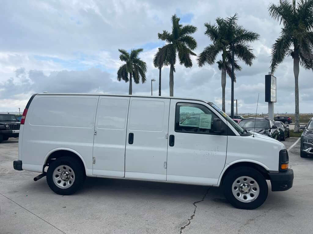 Used 2013 Chevrolet Express 1500 image 5