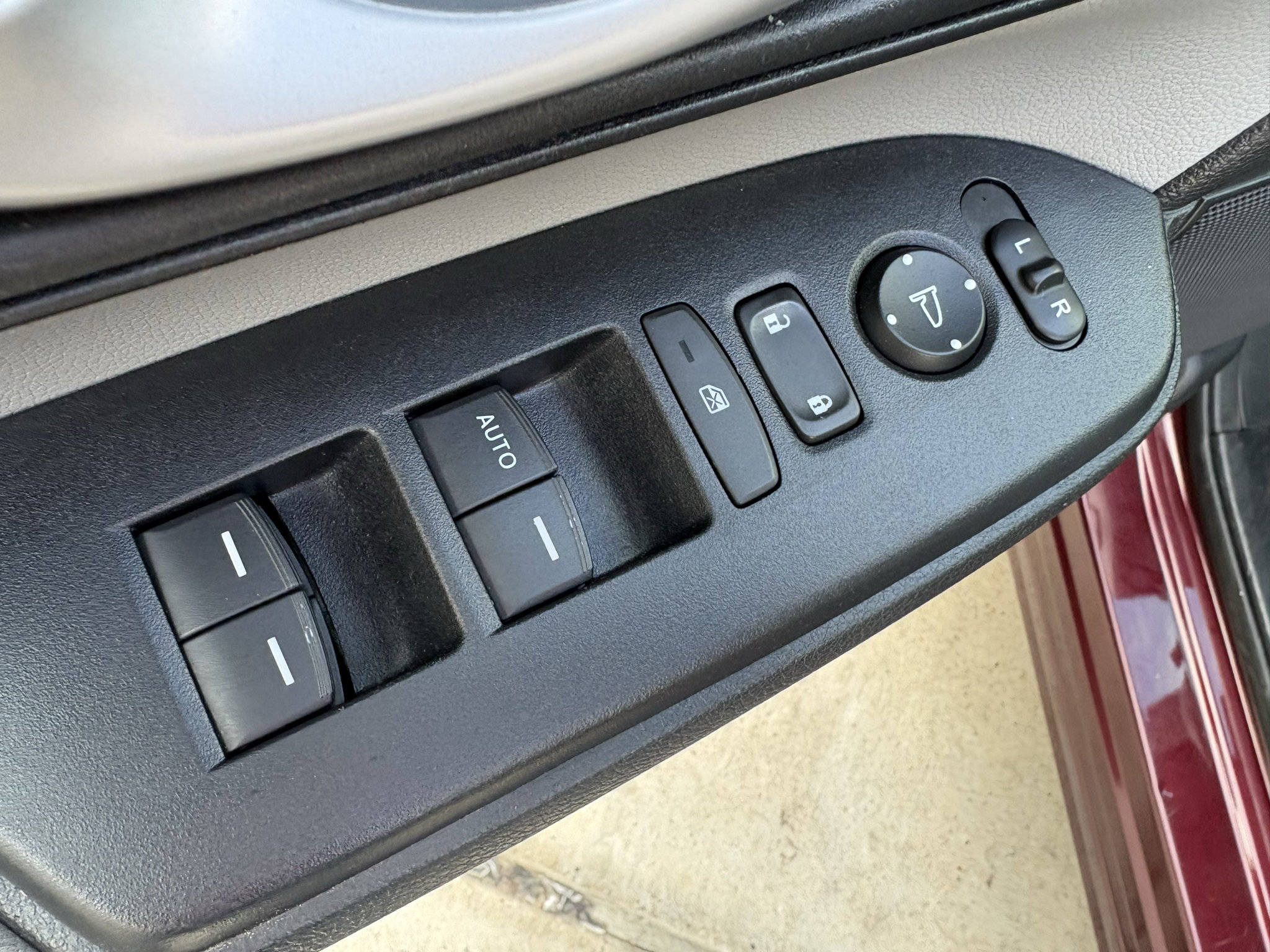 Certified 2019 Honda CR-V LX image 11