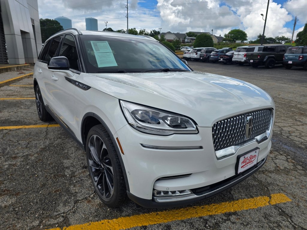 Used 2020 Lincoln Aviator Reserve w/ Equipment Group 202A AWD/4WD image 3