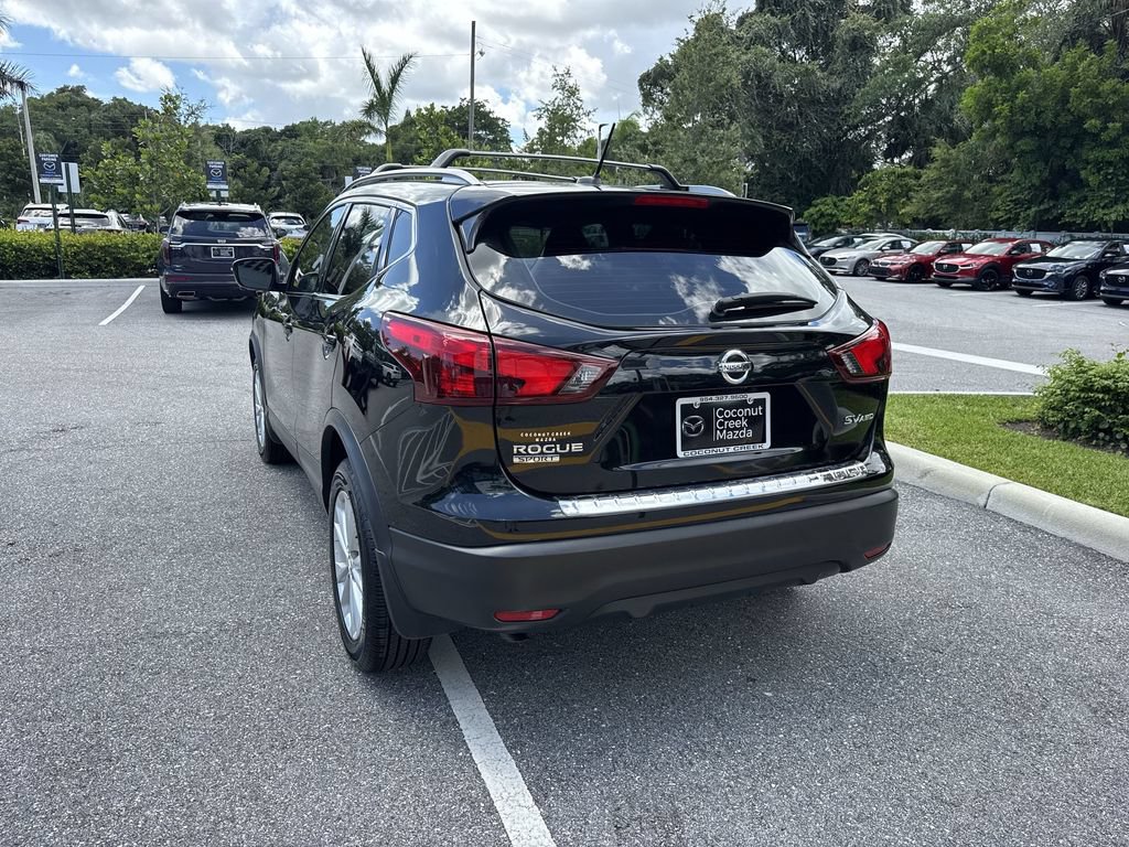 Used 2018 Nissan Rogue Sport SV w/ SV Technology Package AWD/4WD image 13