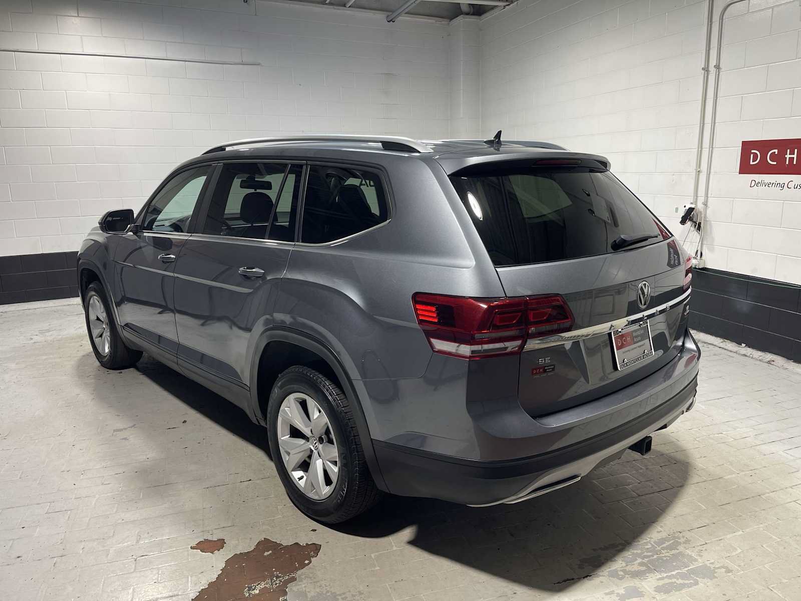 Used 2019 Volkswagen Atlas SE w/ Towing Package AWD/4WD image 4