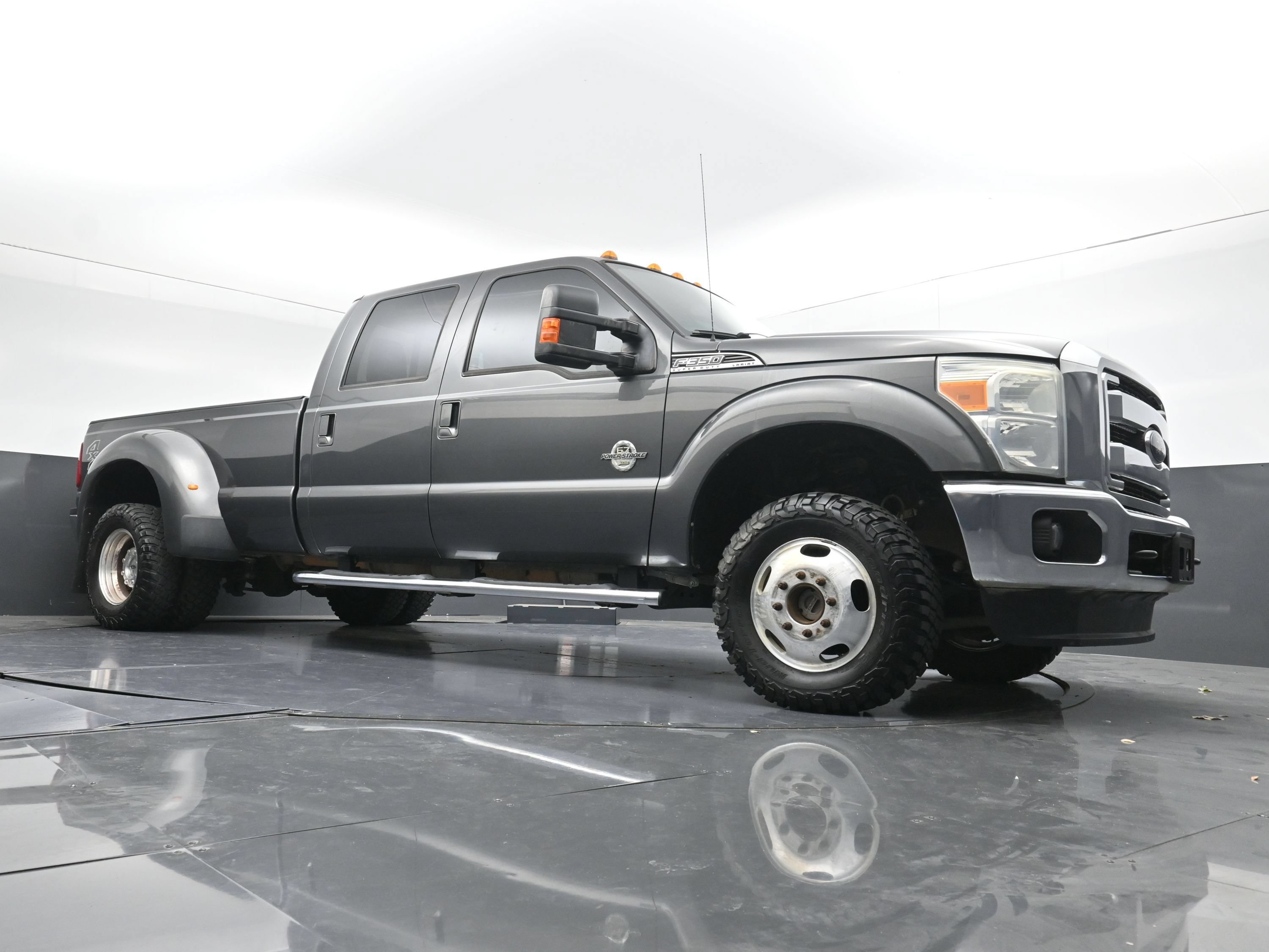 Used 2015 Ford F350 Lariat w/ Lariat Interior Package AWD/4WD image 24