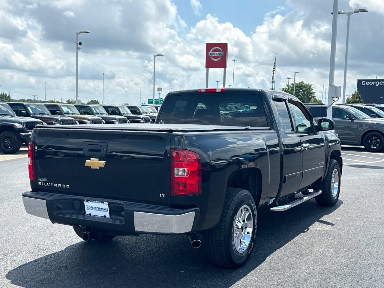 Used 2011 Chevrolet Silverado 1500 LT w/ All-Star Edition RWD image 3