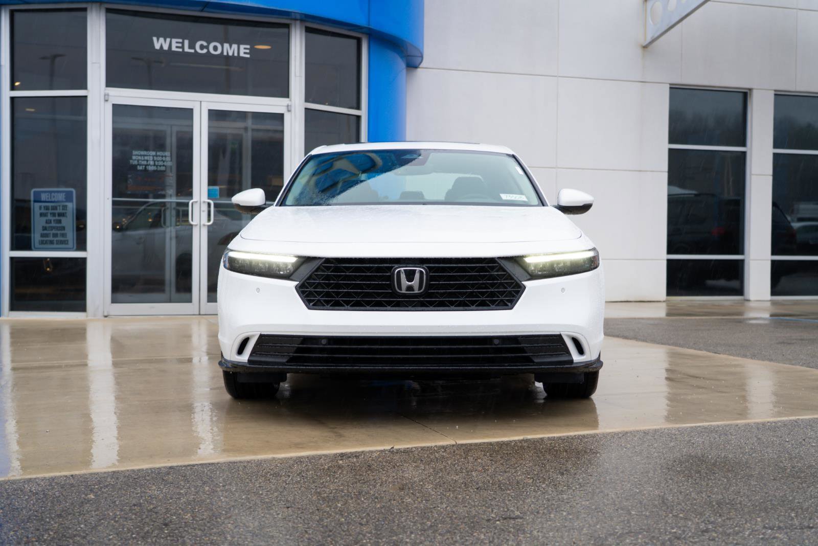 New 2025 Honda Accord EX-L image 3