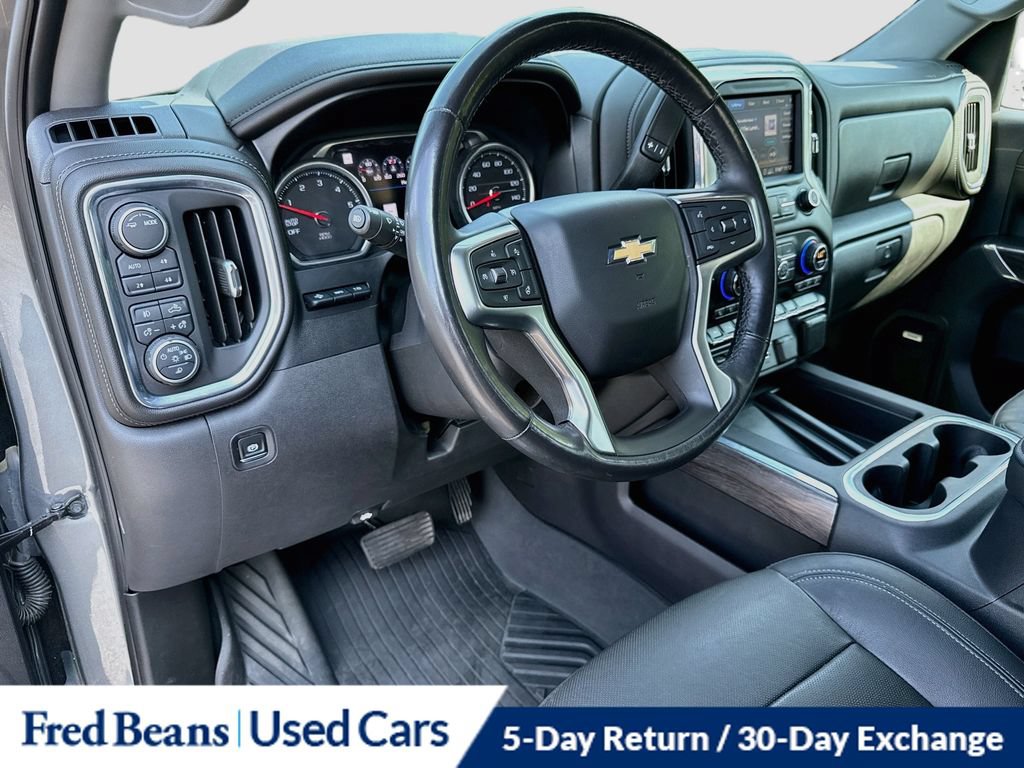Used 2020 Chevrolet Silverado 1500 LTZ w/ LTZ Premium Package AWD/4WD image 11