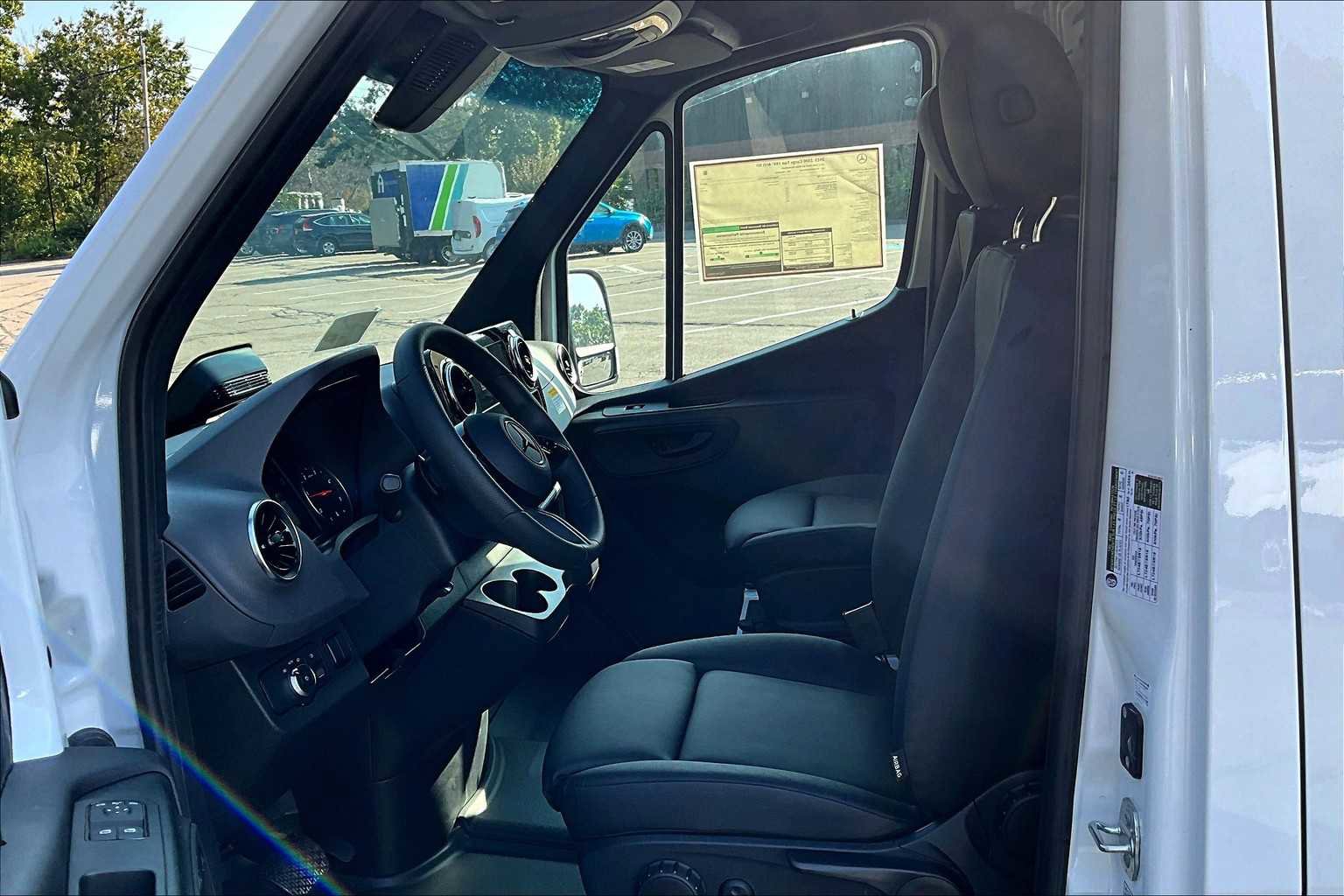 New 2025 Mercedes-Benz Sprinter 2500 image 13