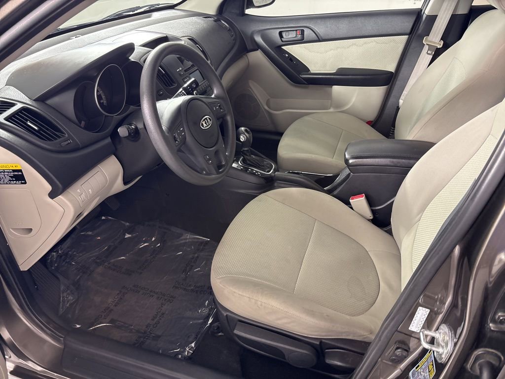 Used 2012 Kia Forte EX image 21