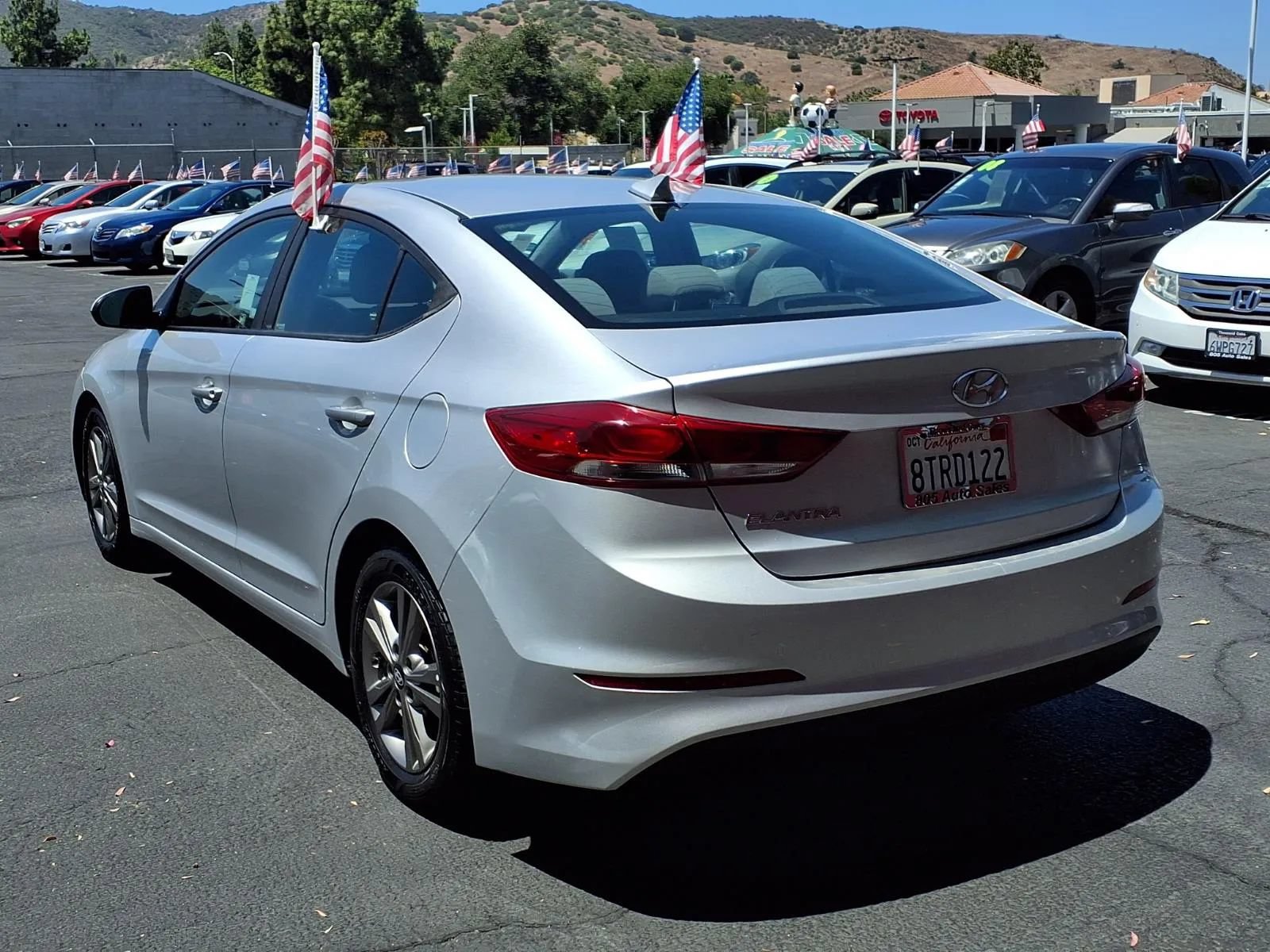 Used 2018 Hyundai Elantra SEL FWD image 5