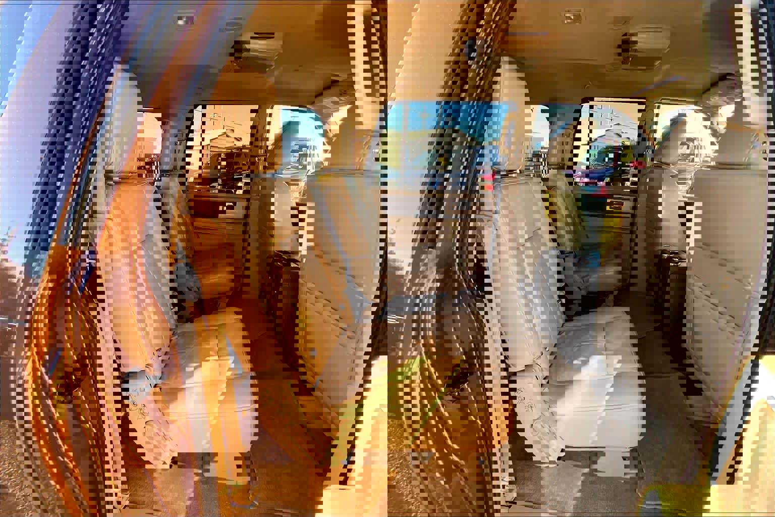 Used 2012 Ford Expedition EL XLT image 19