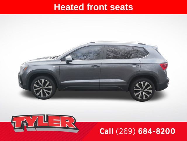 Used 2022 Volkswagen Taos SE image 4