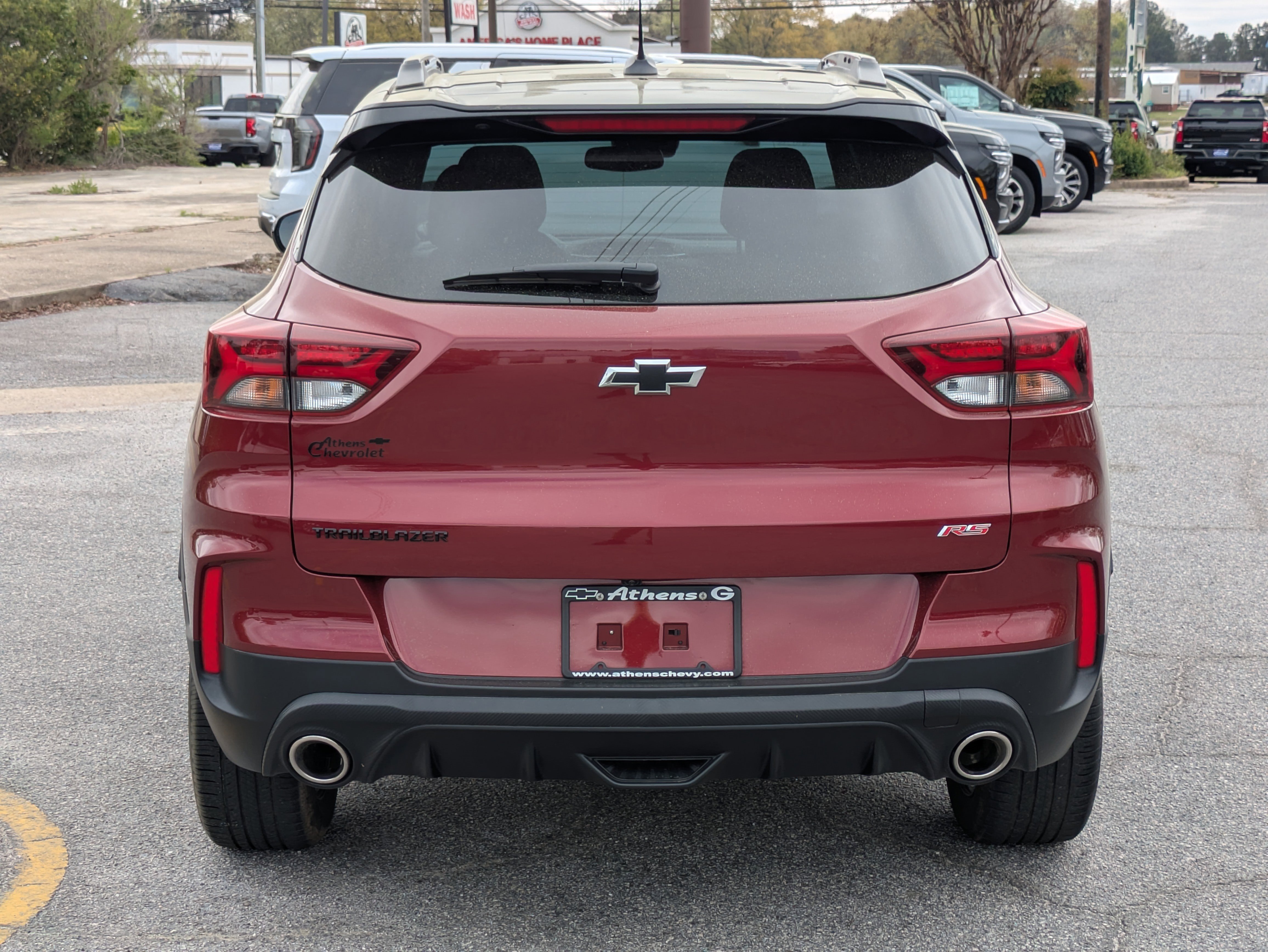 Used 2023 Chevrolet TrailBlazer RS w/ Sun and Liftgate Package image 5