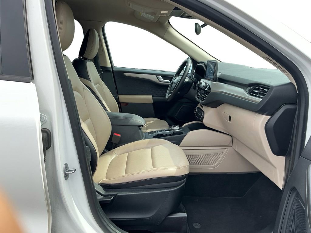 Used 2020 Ford Escape SEL FWD image 22
