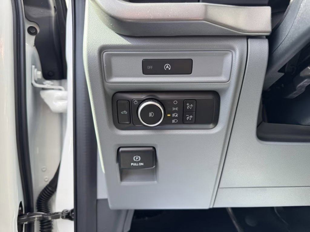 New 2025 Ford F150 XLT w/ Equipment Group 301A Standard image 4