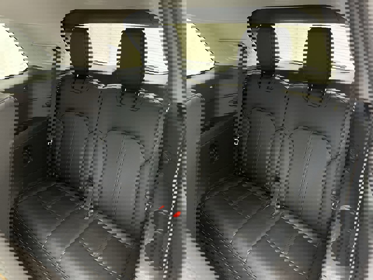 Certified 2025 MAZDA CX-90 Plug-In Hybrid w/Premium Sport image 15